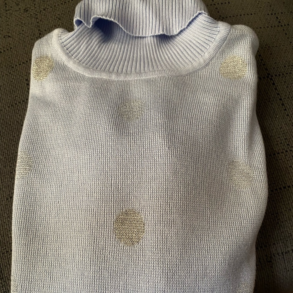 Size xl color periwinkle color ad soft material